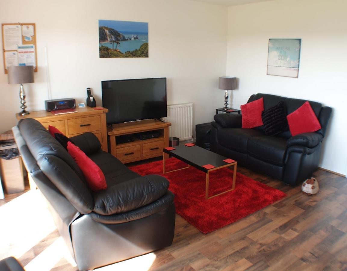 Sunny View, 87 Brambles Chine Villa Freshwater Luaran gambar
